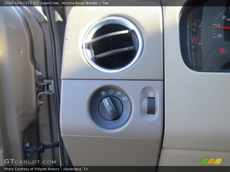 Arizona Beige Metallic / Tan 2006 Ford F150 XLT SuperCrew
