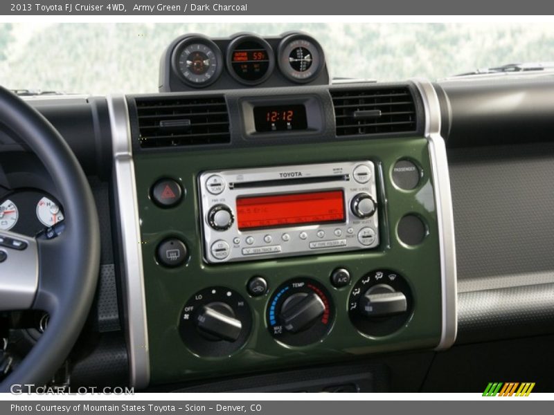 Army Green / Dark Charcoal 2013 Toyota FJ Cruiser 4WD