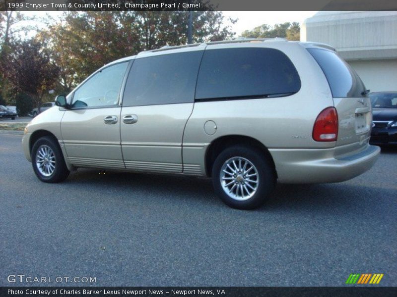 Champagne Pearl / Camel 1999 Chrysler Town & Country Limited