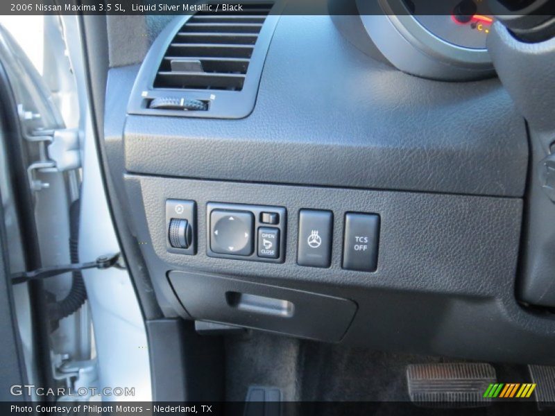 Liquid Silver Metallic / Black 2006 Nissan Maxima 3.5 SL