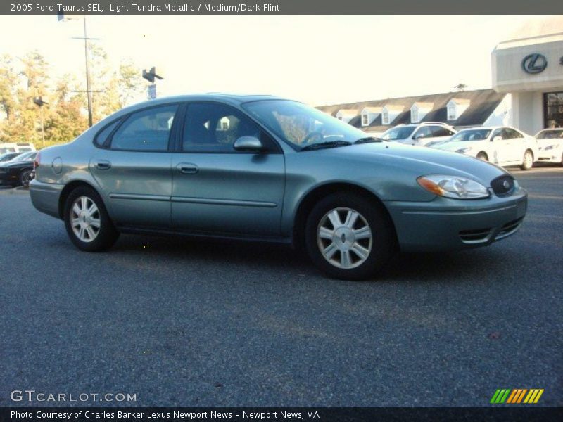Light Tundra Metallic / Medium/Dark Flint 2005 Ford Taurus SEL