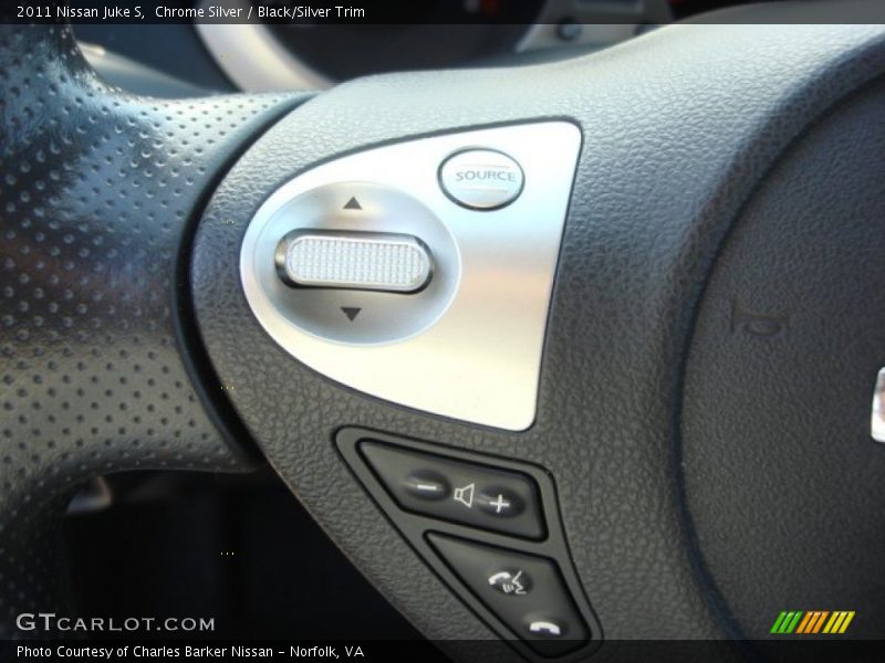 Chrome Silver / Black/Silver Trim 2011 Nissan Juke S