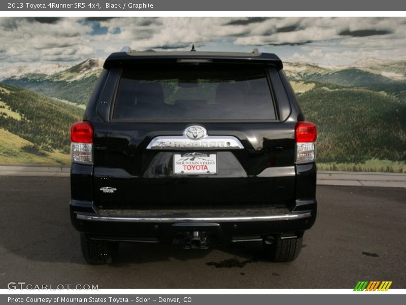 Black / Graphite 2013 Toyota 4Runner SR5 4x4