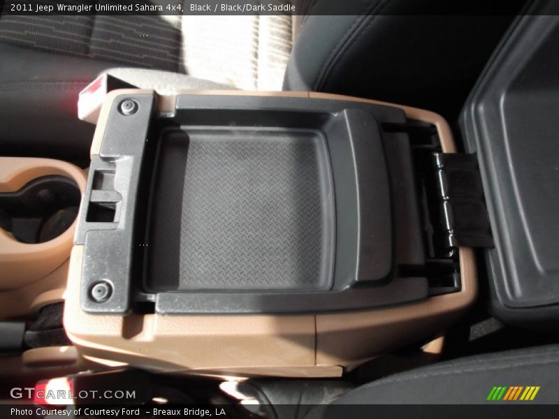 Black / Black/Dark Saddle 2011 Jeep Wrangler Unlimited Sahara 4x4