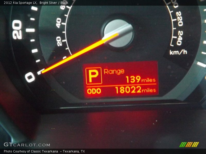 Bright Silver / Black 2012 Kia Sportage LX