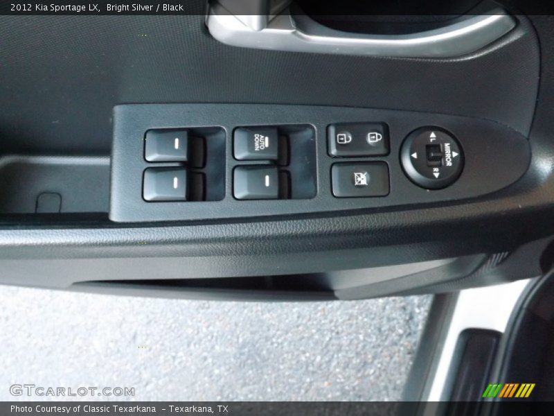 Bright Silver / Black 2012 Kia Sportage LX