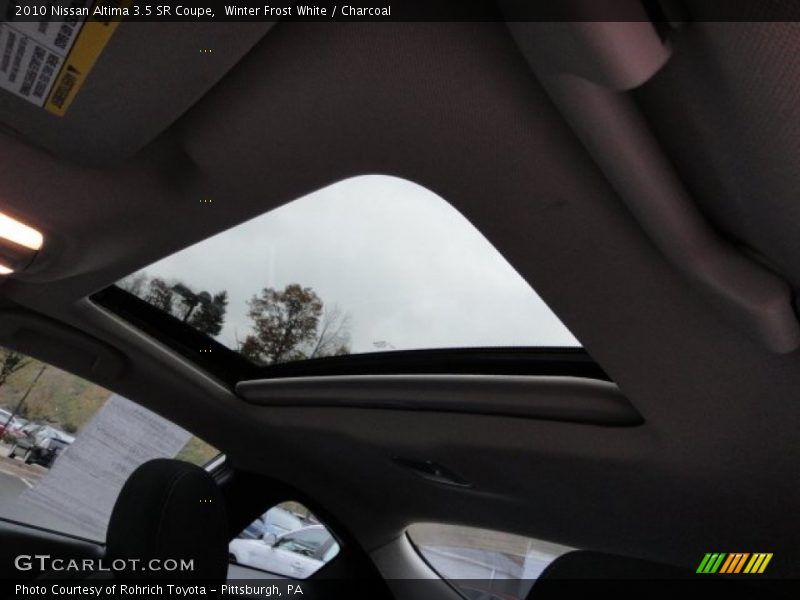 Winter Frost White / Charcoal 2010 Nissan Altima 3.5 SR Coupe