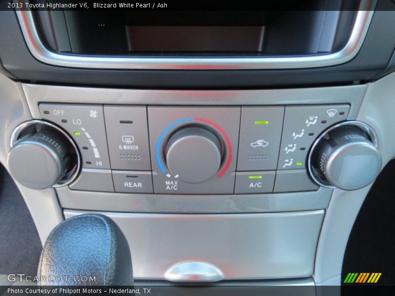 Blizzard White Pearl / Ash 2013 Toyota Highlander V6