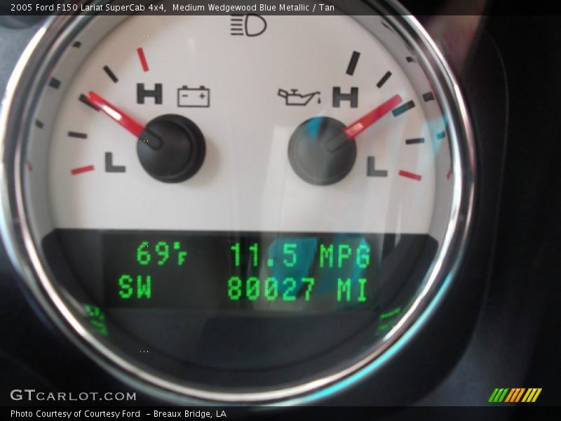 Medium Wedgewood Blue Metallic / Tan 2005 Ford F150 Lariat SuperCab 4x4