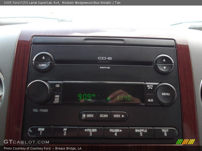 Medium Wedgewood Blue Metallic / Tan 2005 Ford F150 Lariat SuperCab 4x4