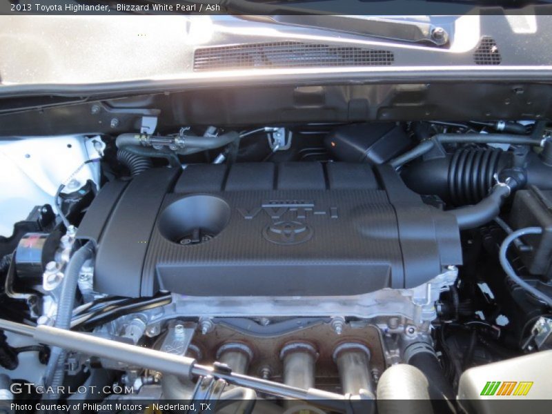 Blizzard White Pearl / Ash 2013 Toyota Highlander