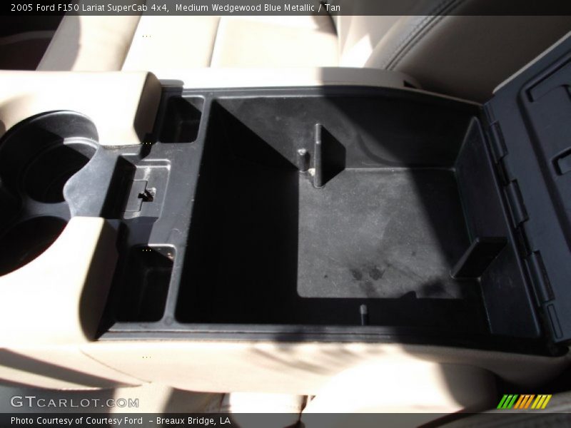 Medium Wedgewood Blue Metallic / Tan 2005 Ford F150 Lariat SuperCab 4x4