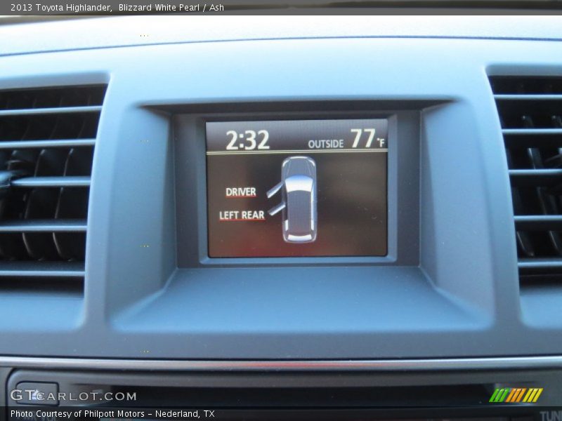 Blizzard White Pearl / Ash 2013 Toyota Highlander