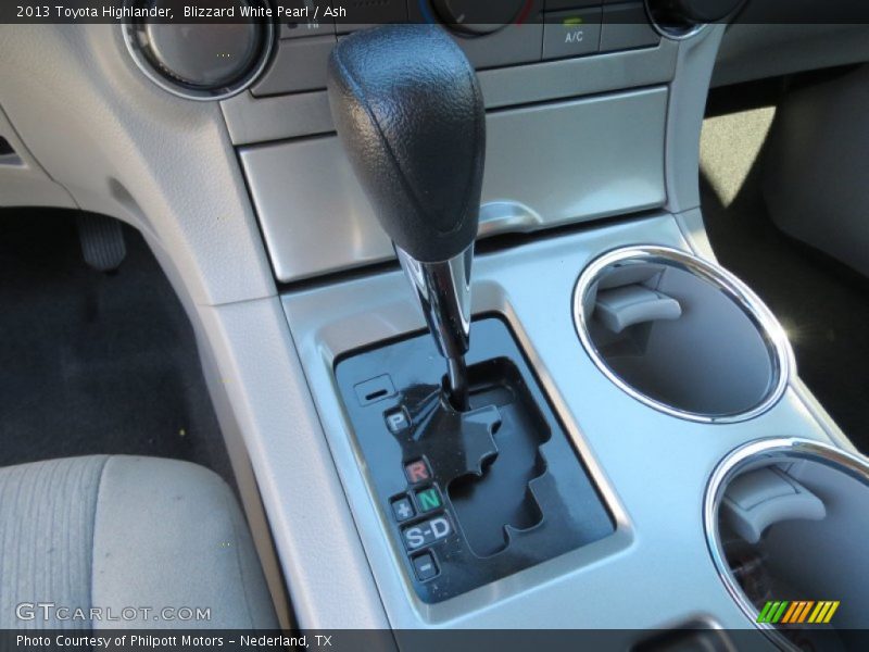 Blizzard White Pearl / Ash 2013 Toyota Highlander