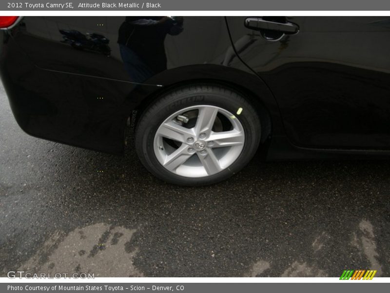 Attitude Black Metallic / Black 2012 Toyota Camry SE