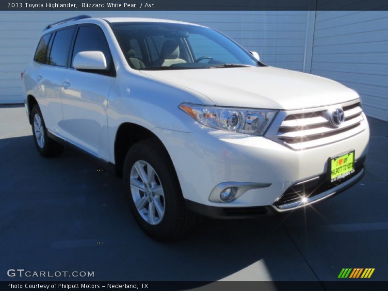 Blizzard White Pearl / Ash 2013 Toyota Highlander