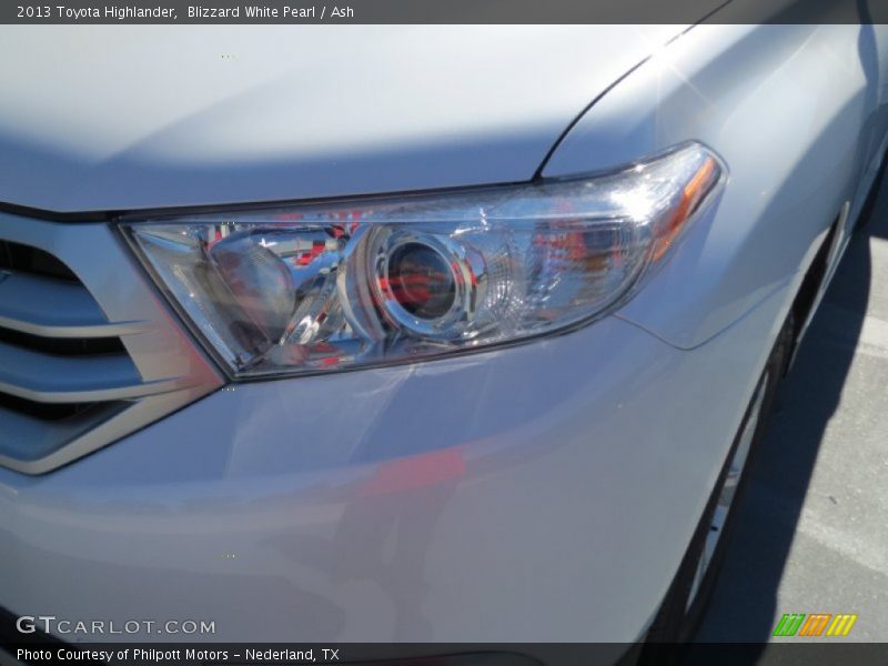 Blizzard White Pearl / Ash 2013 Toyota Highlander