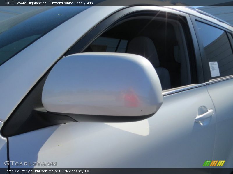 Blizzard White Pearl / Ash 2013 Toyota Highlander