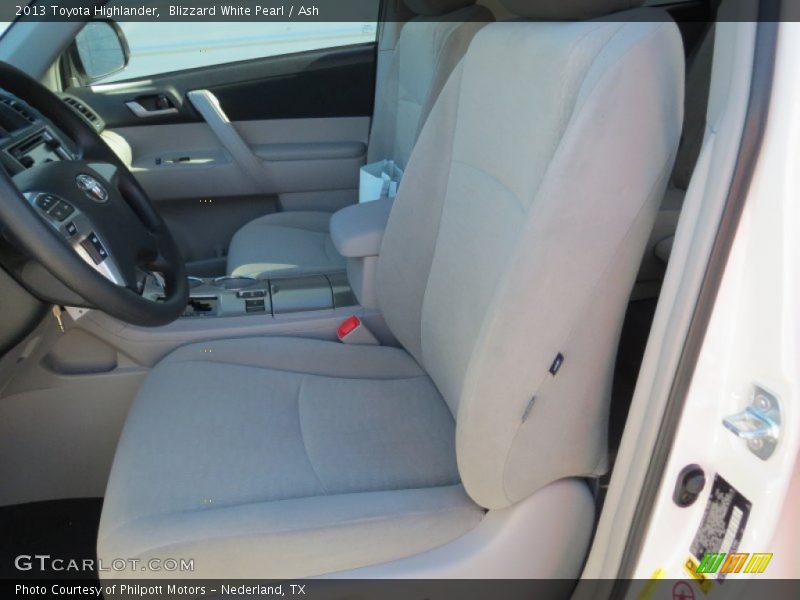 Blizzard White Pearl / Ash 2013 Toyota Highlander