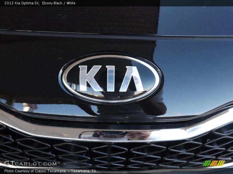 Ebony Black / White 2013 Kia Optima SX