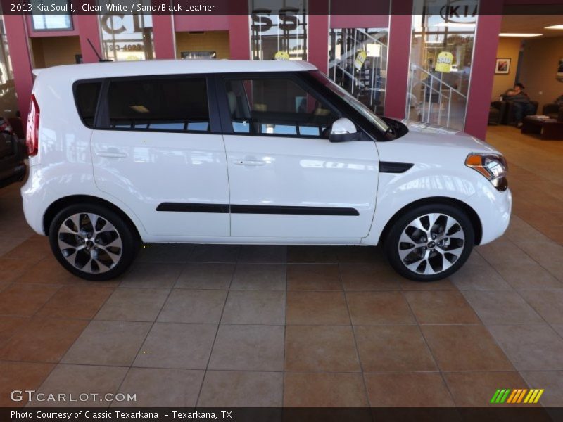 Clear White / Sand/Black Leather 2013 Kia Soul !