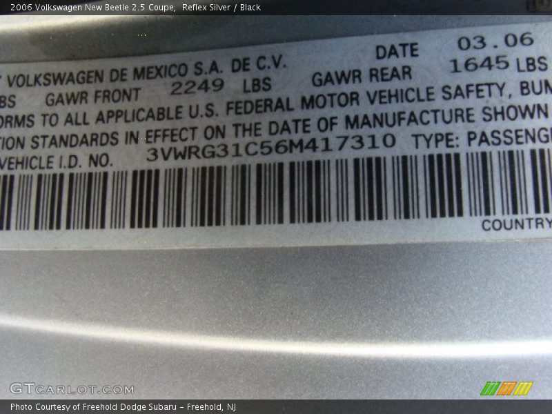 Reflex Silver / Black 2006 Volkswagen New Beetle 2.5 Coupe