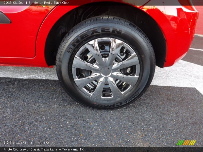 Molten Red / Black Cloth 2013 Kia Soul 1.6