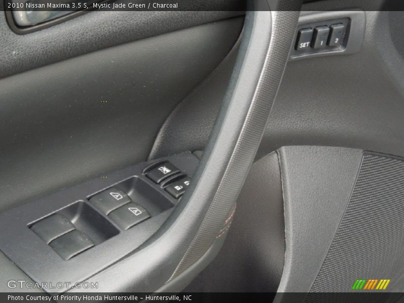 Mystic Jade Green / Charcoal 2010 Nissan Maxima 3.5 S