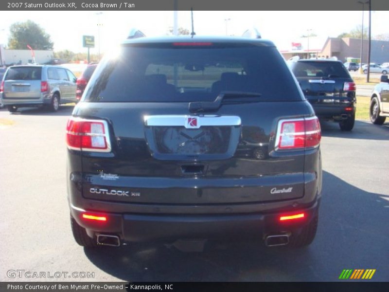 Cocoa Brown / Tan 2007 Saturn Outlook XR