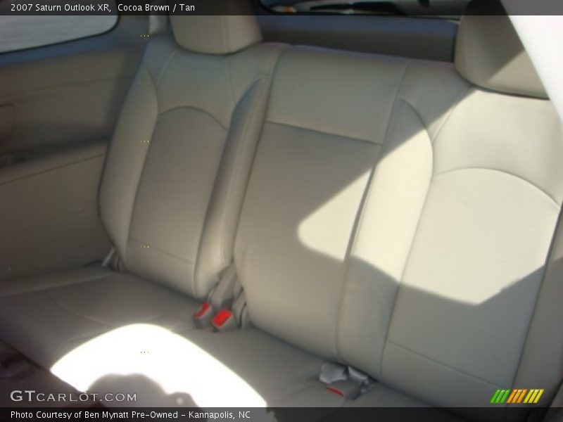 Cocoa Brown / Tan 2007 Saturn Outlook XR