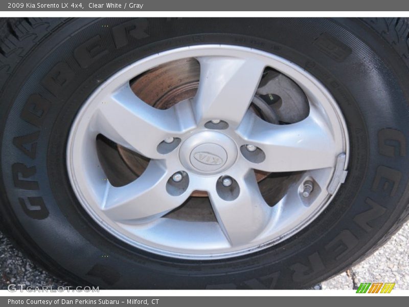 Clear White / Gray 2009 Kia Sorento LX 4x4