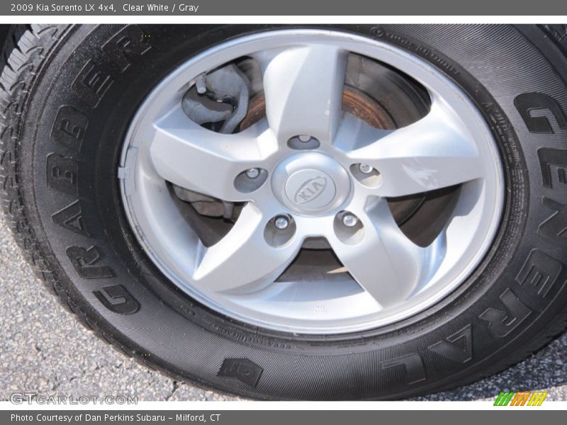 Clear White / Gray 2009 Kia Sorento LX 4x4