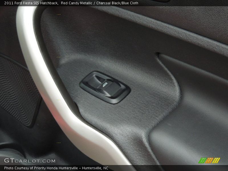 Red Candy Metallic / Charcoal Black/Blue Cloth 2011 Ford Fiesta SES Hatchback
