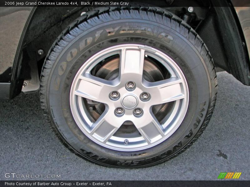 Black / Medium Slate Gray 2006 Jeep Grand Cherokee Laredo 4x4