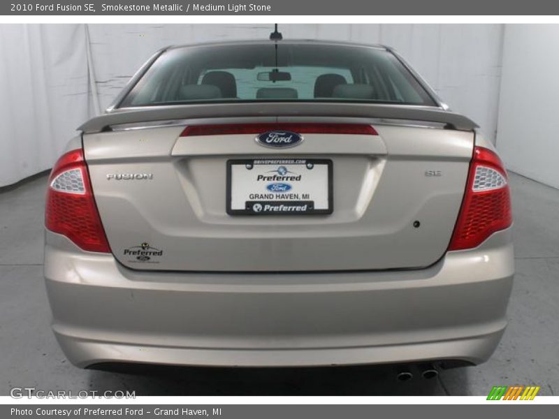 Smokestone Metallic / Medium Light Stone 2010 Ford Fusion SE