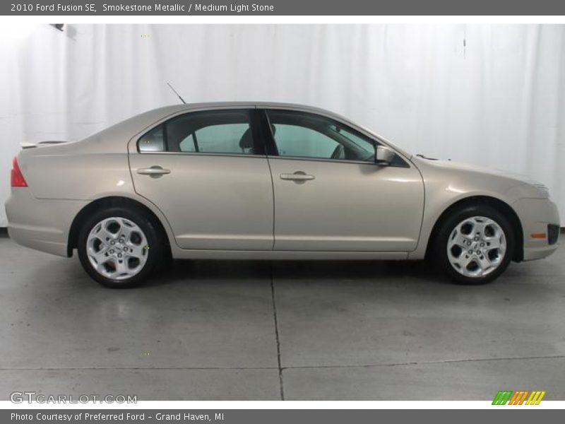 Smokestone Metallic / Medium Light Stone 2010 Ford Fusion SE