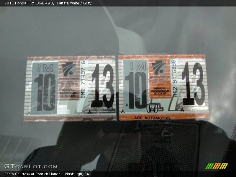 Taffeta White / Gray 2011 Honda Pilot EX-L 4WD
