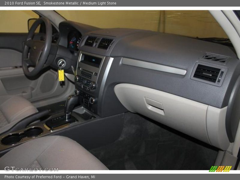 Smokestone Metallic / Medium Light Stone 2010 Ford Fusion SE