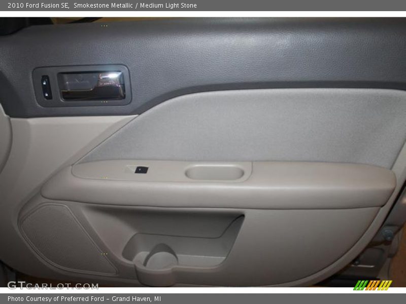 Smokestone Metallic / Medium Light Stone 2010 Ford Fusion SE