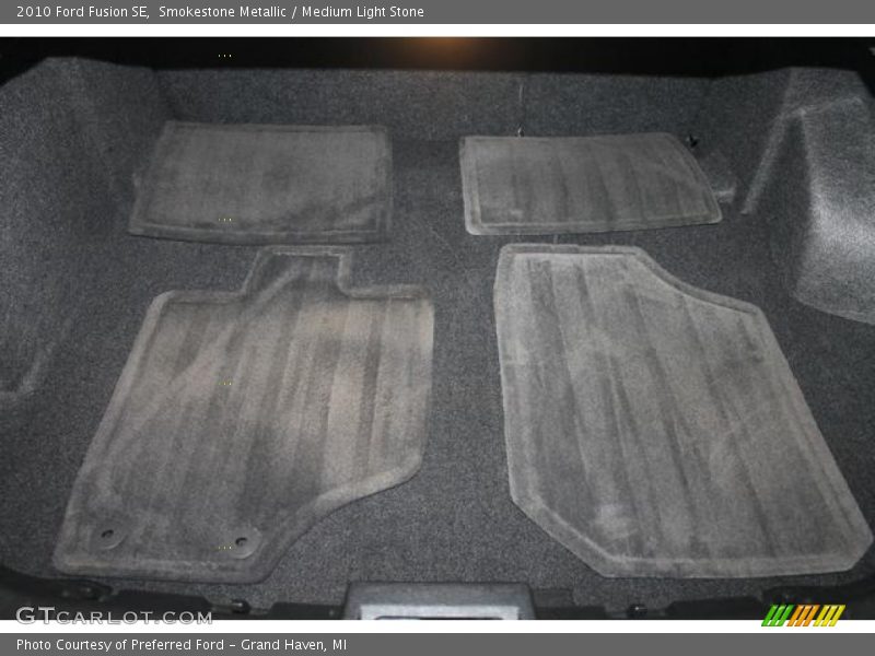 Smokestone Metallic / Medium Light Stone 2010 Ford Fusion SE