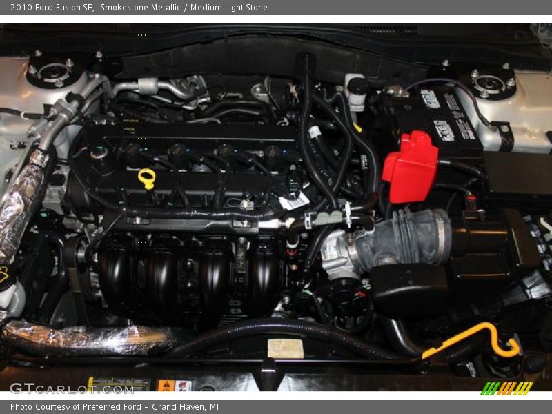 Smokestone Metallic / Medium Light Stone 2010 Ford Fusion SE