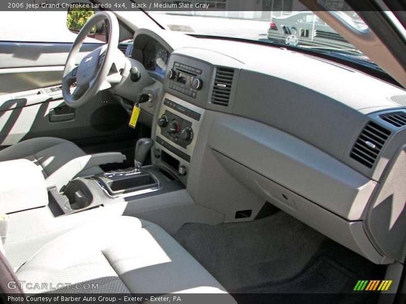 Black / Medium Slate Gray 2006 Jeep Grand Cherokee Laredo 4x4