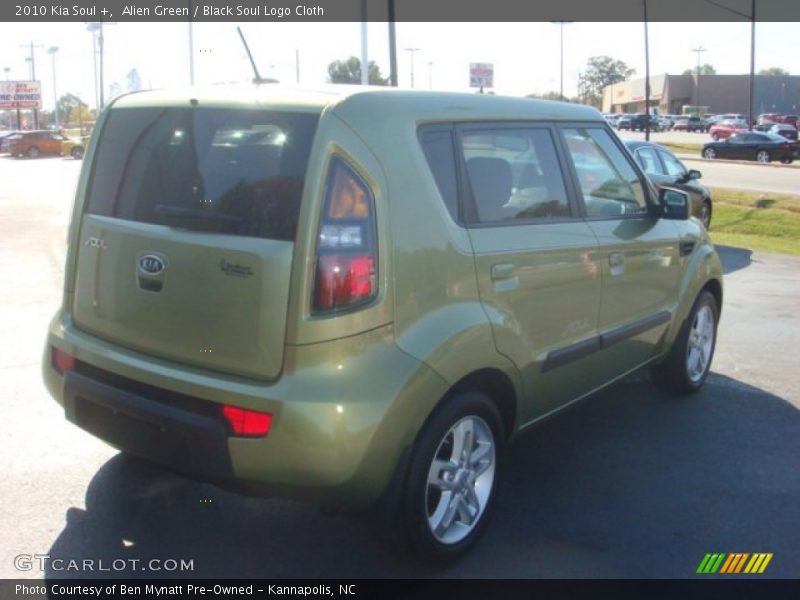 Alien Green / Black Soul Logo Cloth 2010 Kia Soul +
