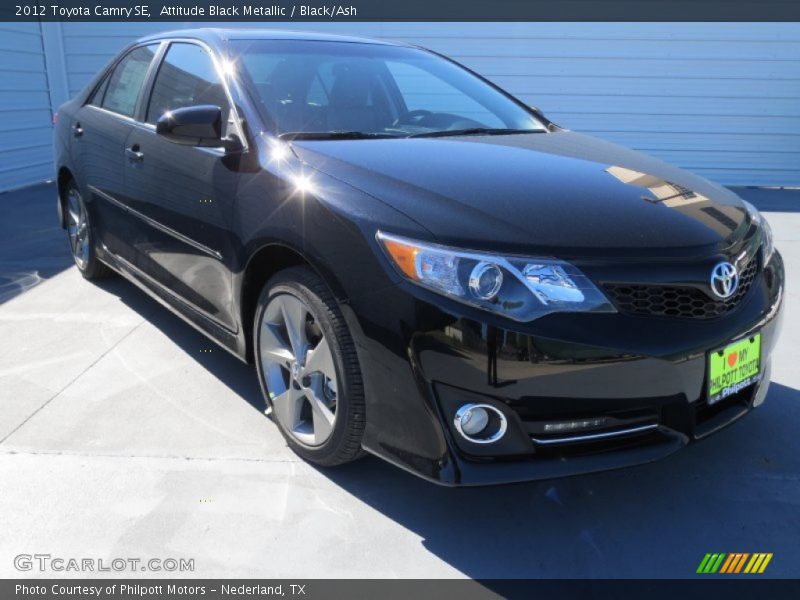 Attitude Black Metallic / Black/Ash 2012 Toyota Camry SE