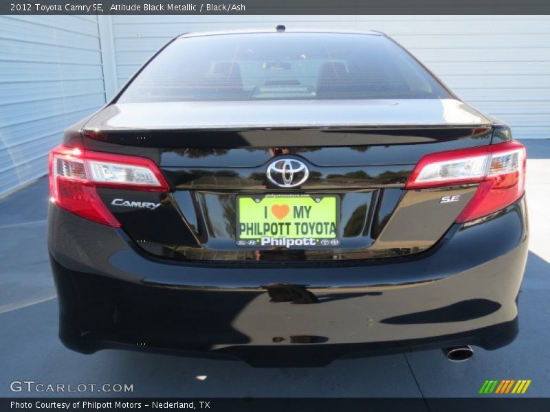 Attitude Black Metallic / Black/Ash 2012 Toyota Camry SE