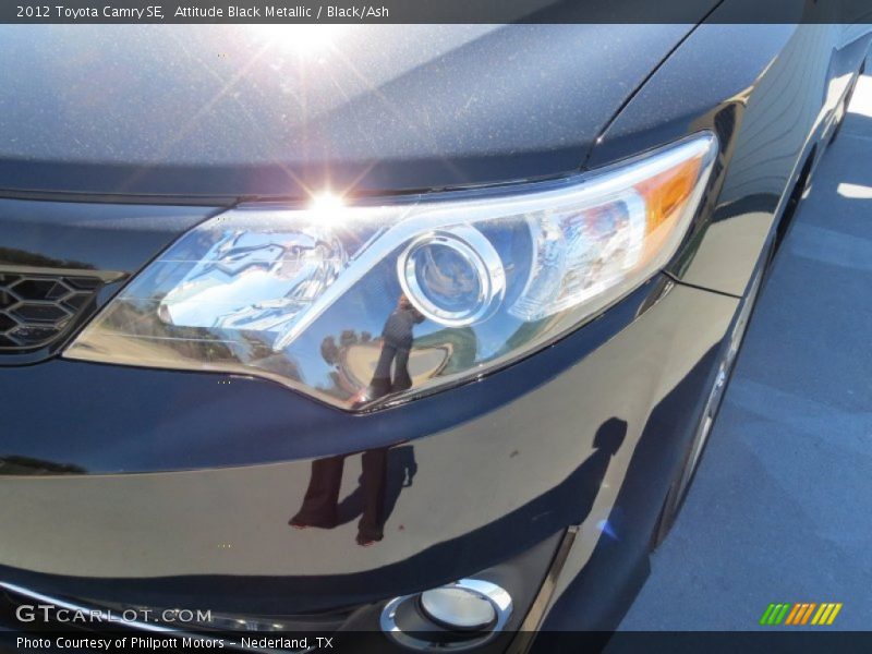 Attitude Black Metallic / Black/Ash 2012 Toyota Camry SE