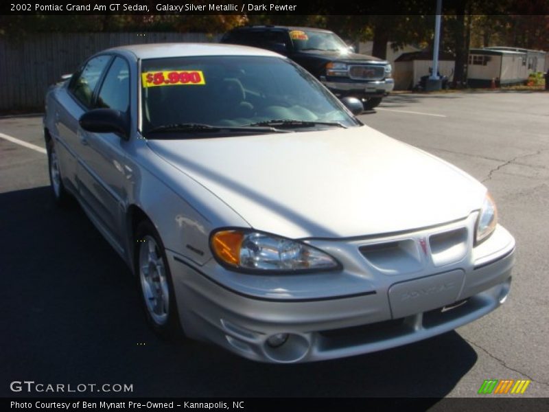 Galaxy Silver Metallic / Dark Pewter 2002 Pontiac Grand Am GT Sedan
