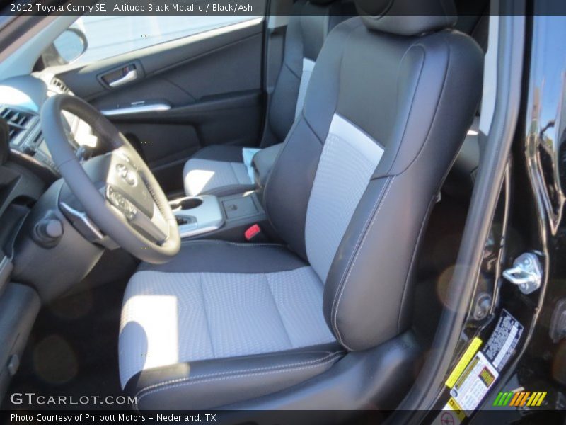 Attitude Black Metallic / Black/Ash 2012 Toyota Camry SE