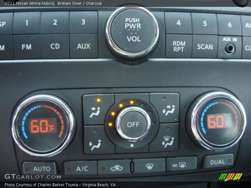 Controls of 2011 Altima Hybrid
