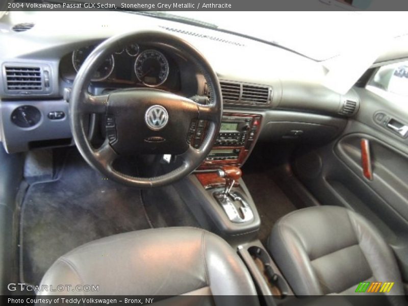 Stonehenge Grey Metallic / Anthracite 2004 Volkswagen Passat GLX Sedan